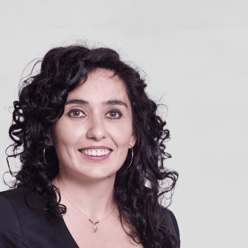 Perfil-Consejeros_Angela-Martinez