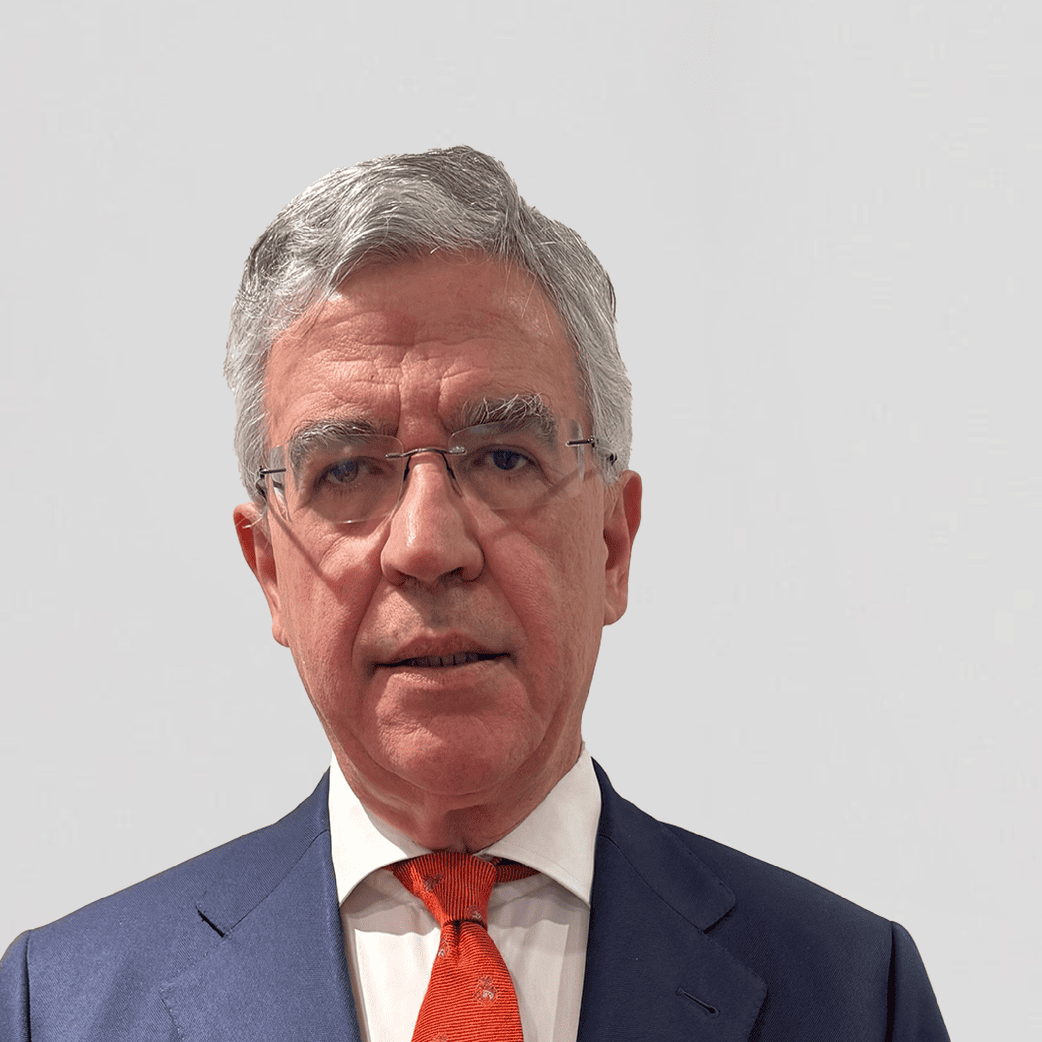 Perfil-Consejeros_Leonides-Gutierrez